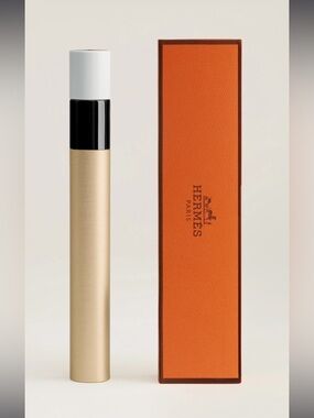 NEW Hermès Trait d'Hermès Revitalizing Care Mascara - 04 Bleu Encre 5ml